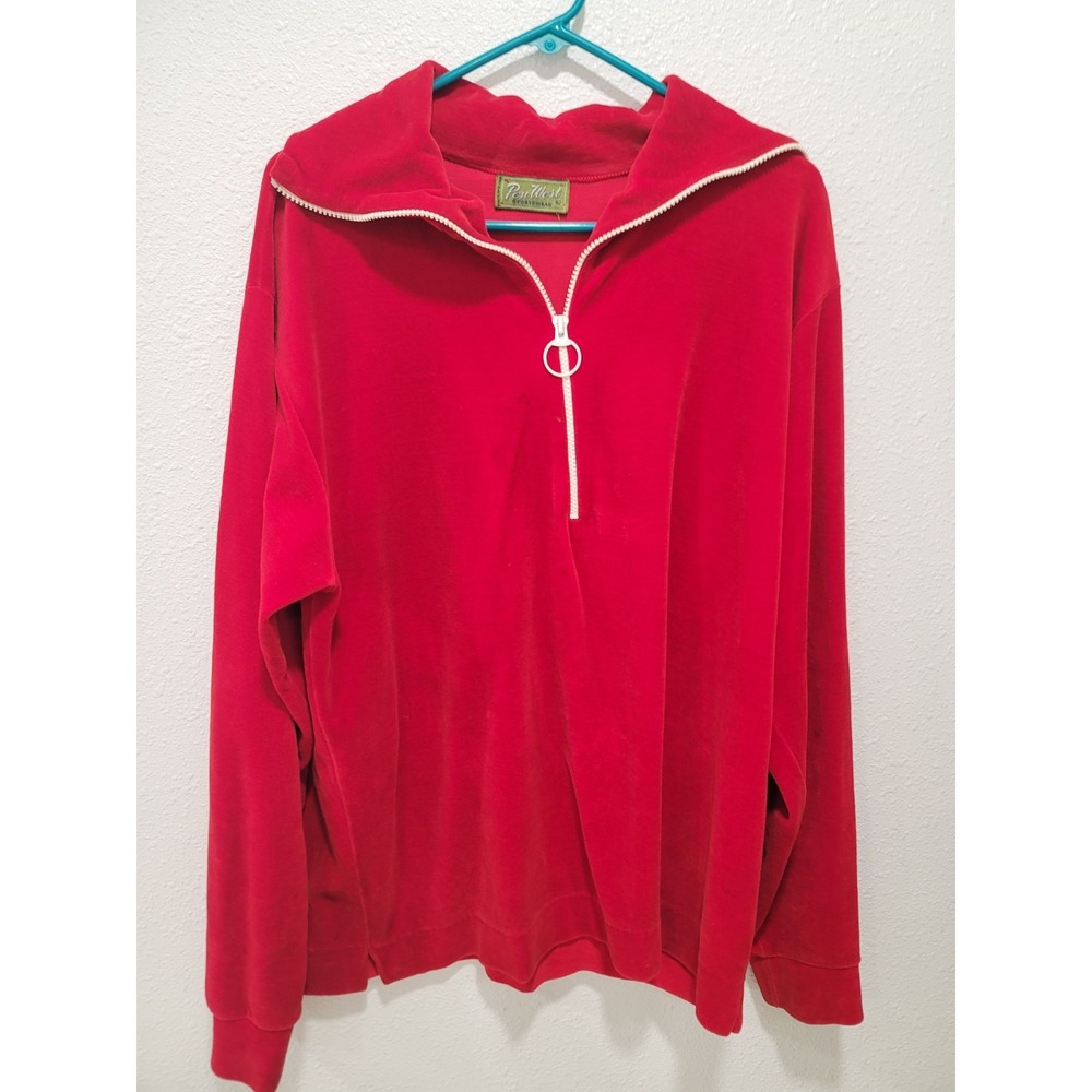 70's Velour top with accent zipper red long sleeve. Pen West Sportwear vintage L
